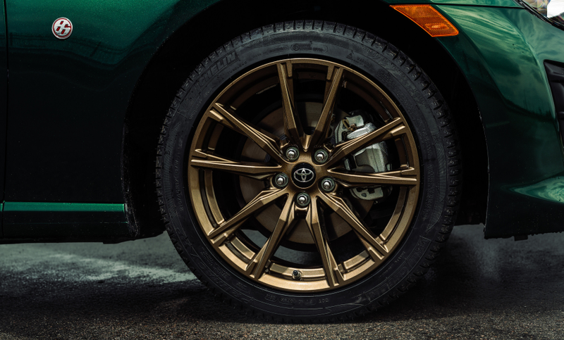 Illustration for article titled That Stunning British Racing Green Toyota 86 Limited Edition Is Coming to the U.S. After All